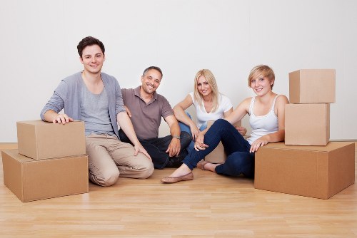 Climate-controlled storage units for moving trucks